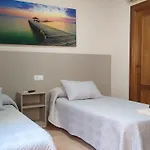 Rosas 3* مالقة